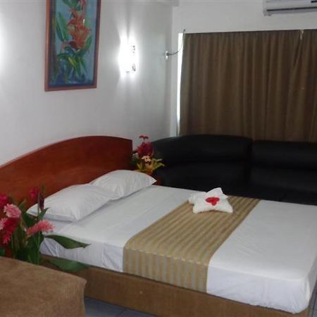 Nadi Downtown Hotel Exterior photo